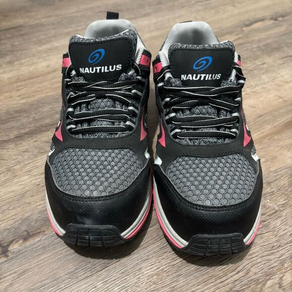 Nautilus Safety Composite Footwear Women’s Size 7.5 - Picture 2 of 6
